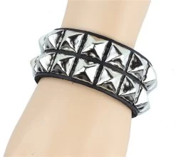 2 Row 1/2" Pyramid Snap Bracelet