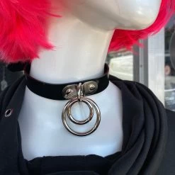 Double Ring Bondage Choker – Black Vinyl