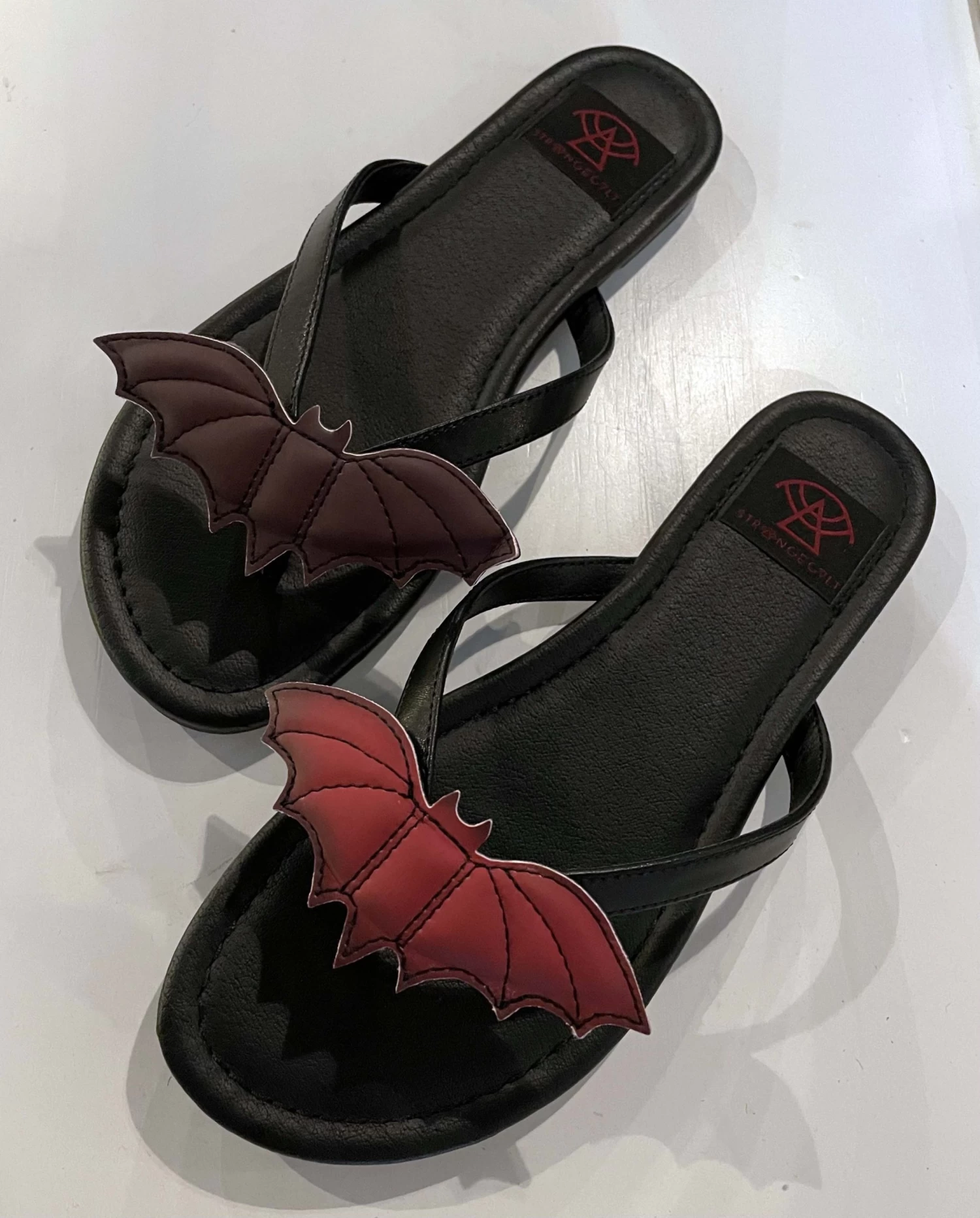 Betty Bat Red Shapeshifter - Image 2