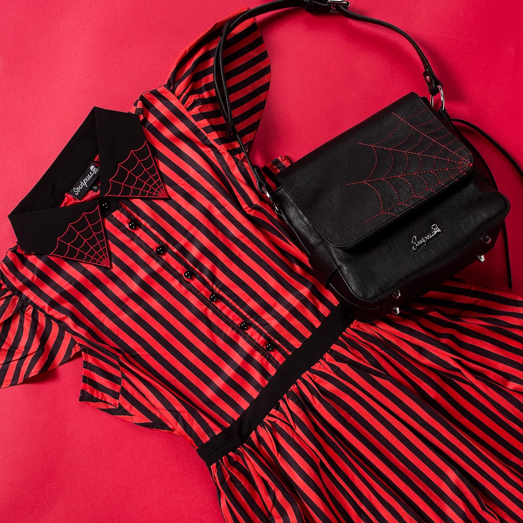 Spiderweb Triumph Purse - Image 5